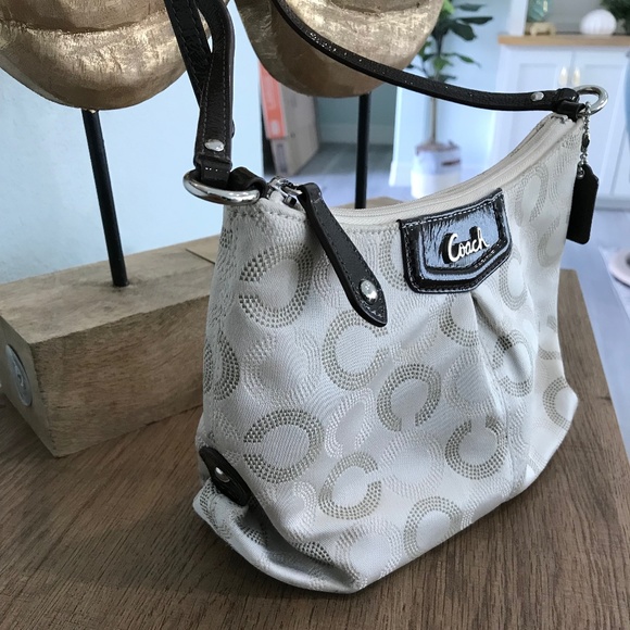 Coach Op Art Pleated Pouch Crossbody with Patent Leather Trim - Picture 2 of 13